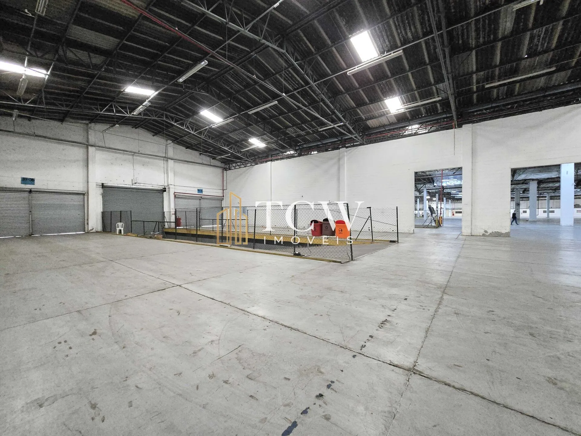 Imagem GALPÃO LOGÍSTICO PARA LOCAÇÃO | 9.507 m² | 37 DOCAS | AO LADO DA MARGINAL TIETÊ