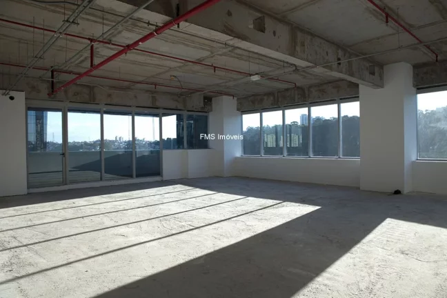 Imagem Conjunto Comercial de Alto Padrão com 8 Vagas de Garagem e 270m² - São Paulo-SP