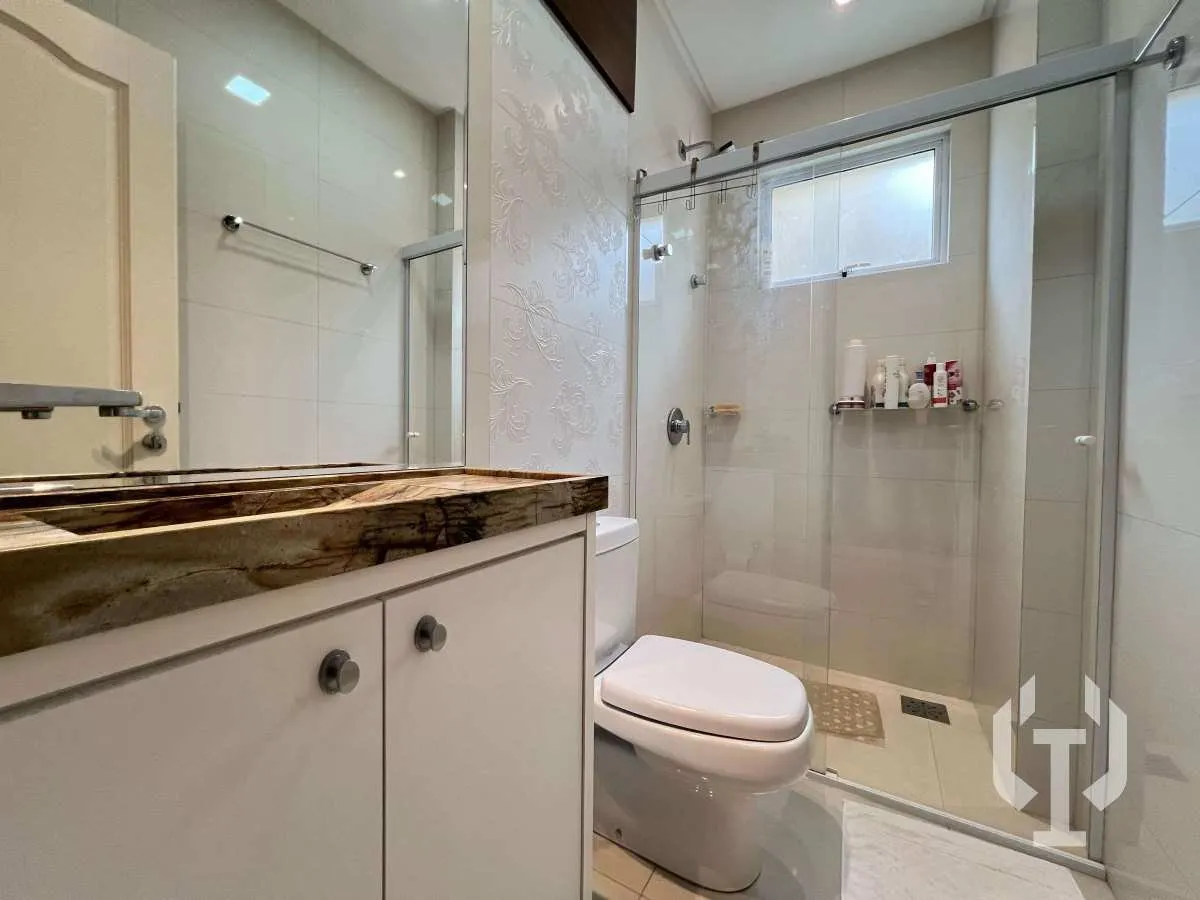 Imagem Apartamento à venda, no VILLE DE FRANCE RESIDENZIALE, em Itapema, Meia Praia, com 3 quartos, 168m2