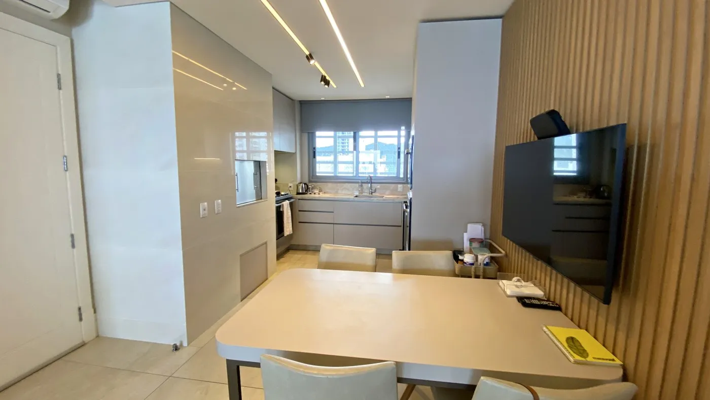 Imagem Apartamento Frente Mar para Venda em Balneário Camboriú, CENTRO, 4 dormitórios, 4 suítes, 5 banheiros, 4 vagas