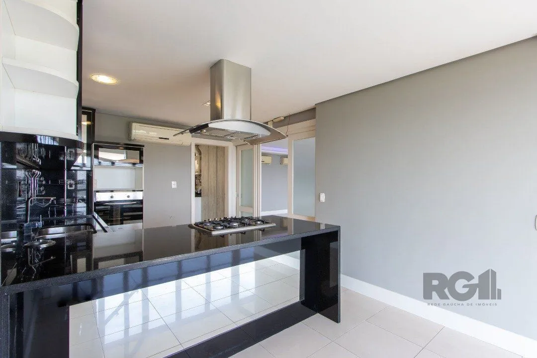 Imagem Apartamento para Venda - 200.1m², 3 dormitórios, sendo 3 suites, 5 vagas - Cristal