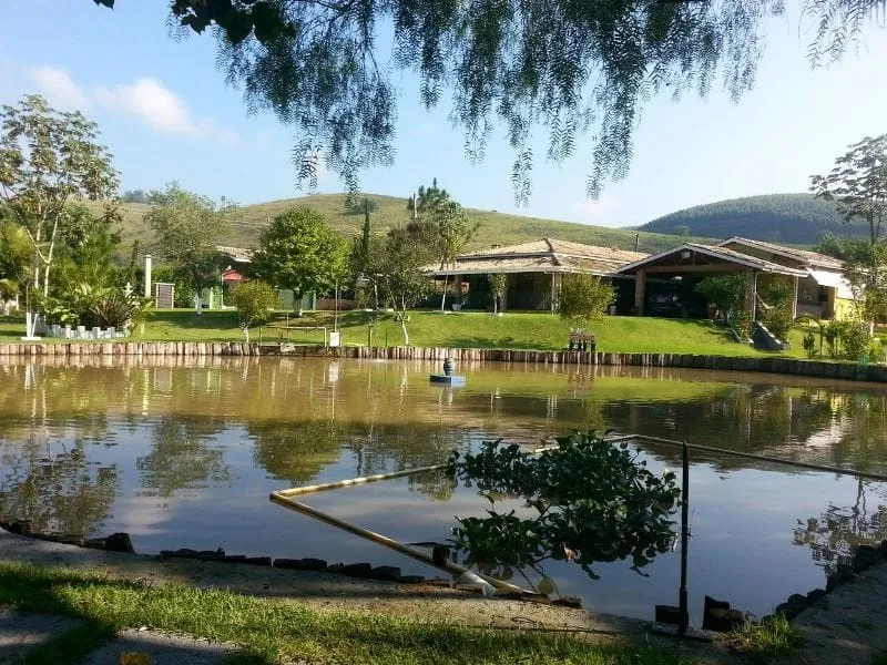 Foto do imóvel Chácara à venda 3 Quartos, 1 Suite, 4 Vagas, 5700M², Bom Sucesso, Pindamonhangaba - SP
