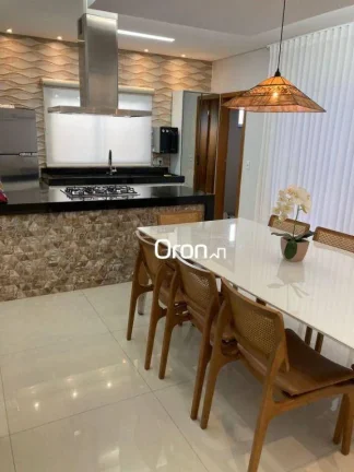 Imagem Sobrado com 3 dormitórios à venda, 213 m² por R$ 1.749.000,00 - Jardins Bolonha - Senador Canedo/GO