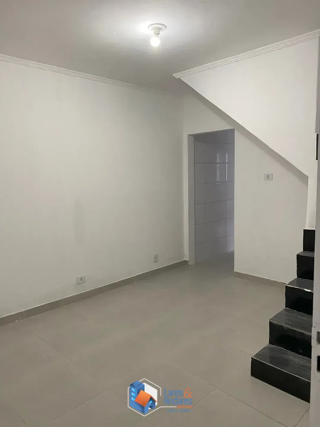 Imagem Sobrado para venda em Cidade Patriarca com 3 quartos, sendo 1 suíte, 174m²