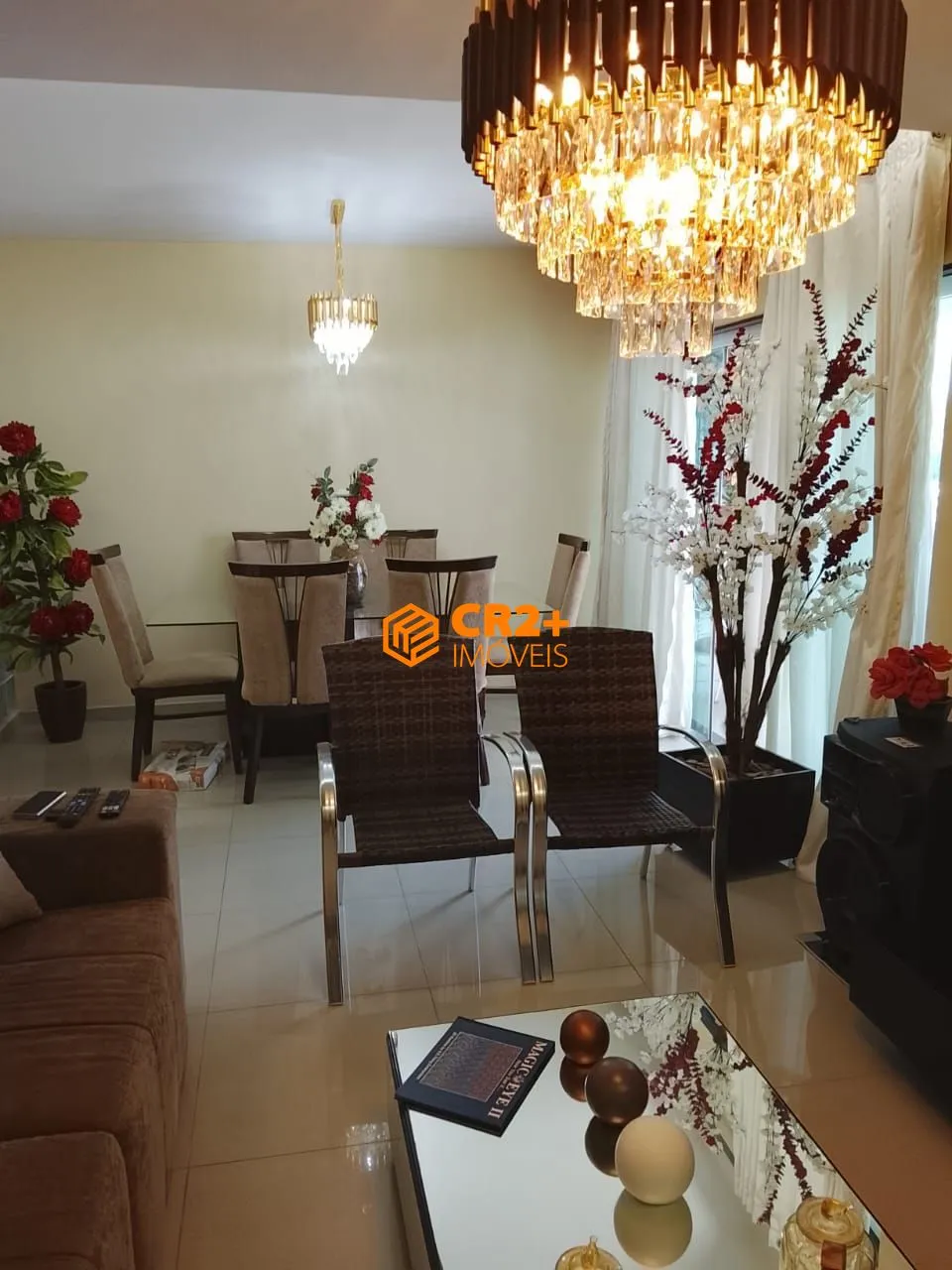 Imagem Vendo apartamento no bairro Mauricio de Nassau em Caruaru, porteira fechada.-135