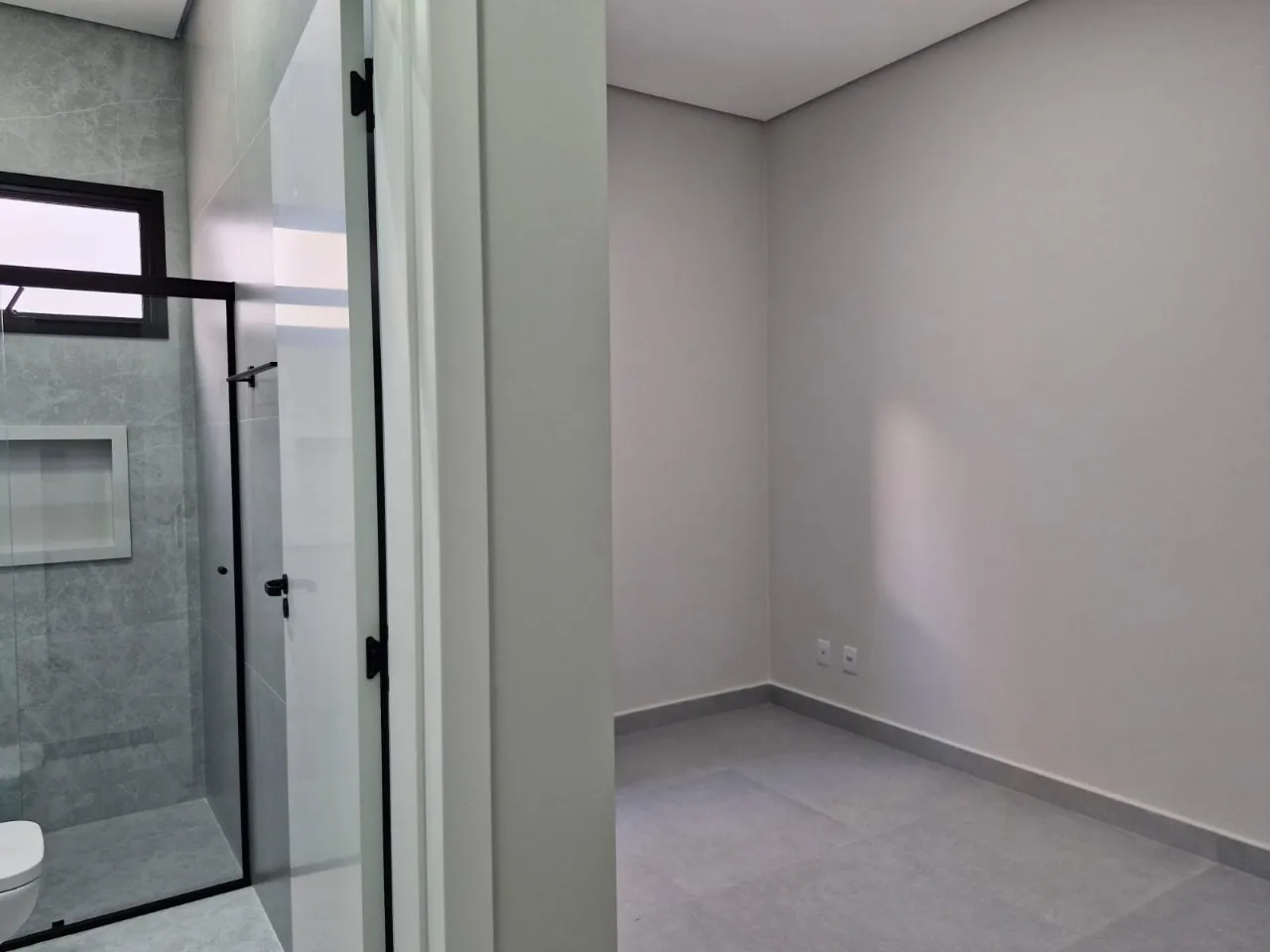 Imagem Casa em Condomínio Helena Maria 3 Suítes à venda em Sorocaba-SP,