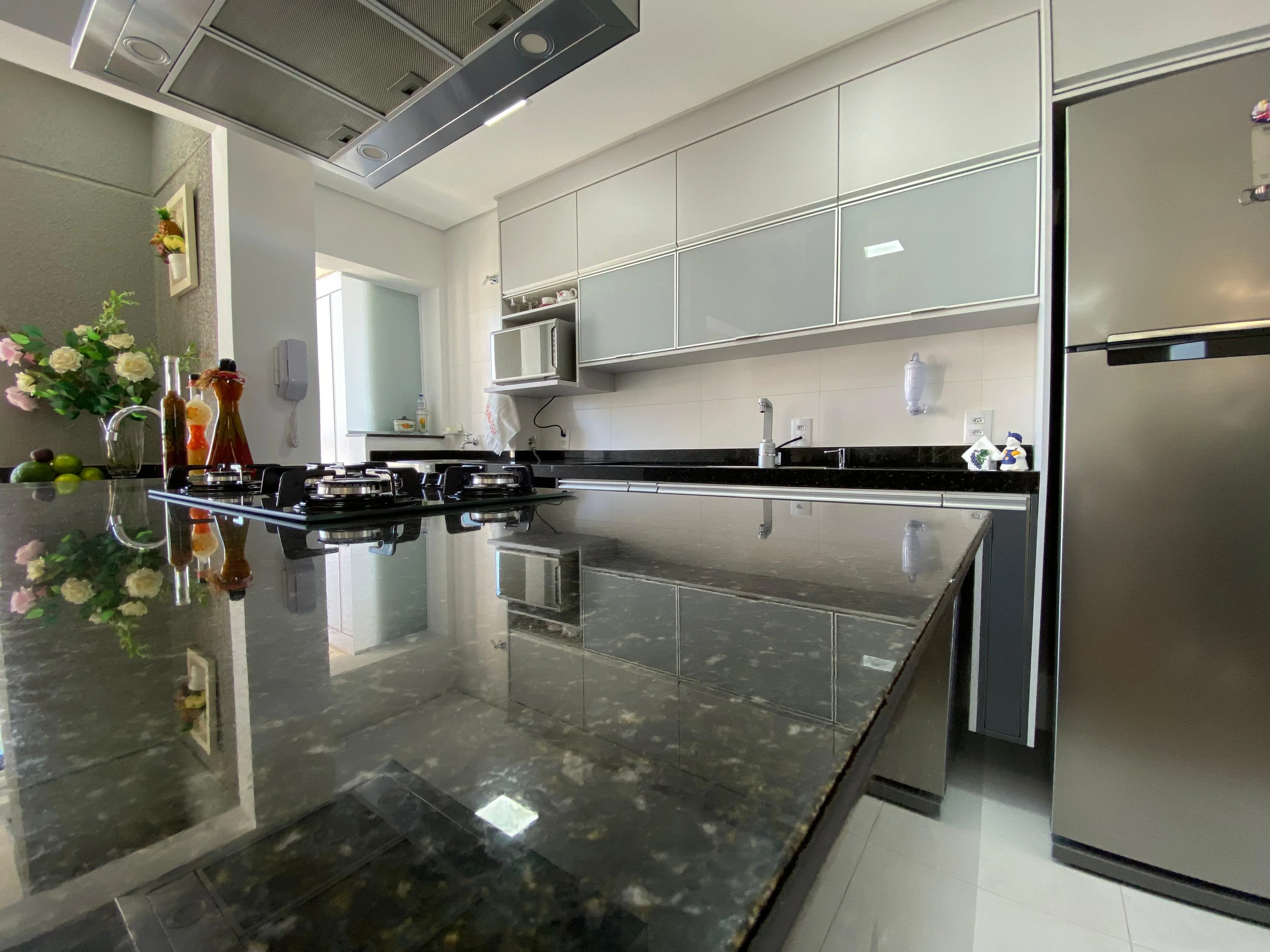 Imagem Luxuoso Duplex de 129m² com Vista Panorâmica em Sorocaba: Três Suítes, Sacada Gourmet e Condomínio de Alto Padrão