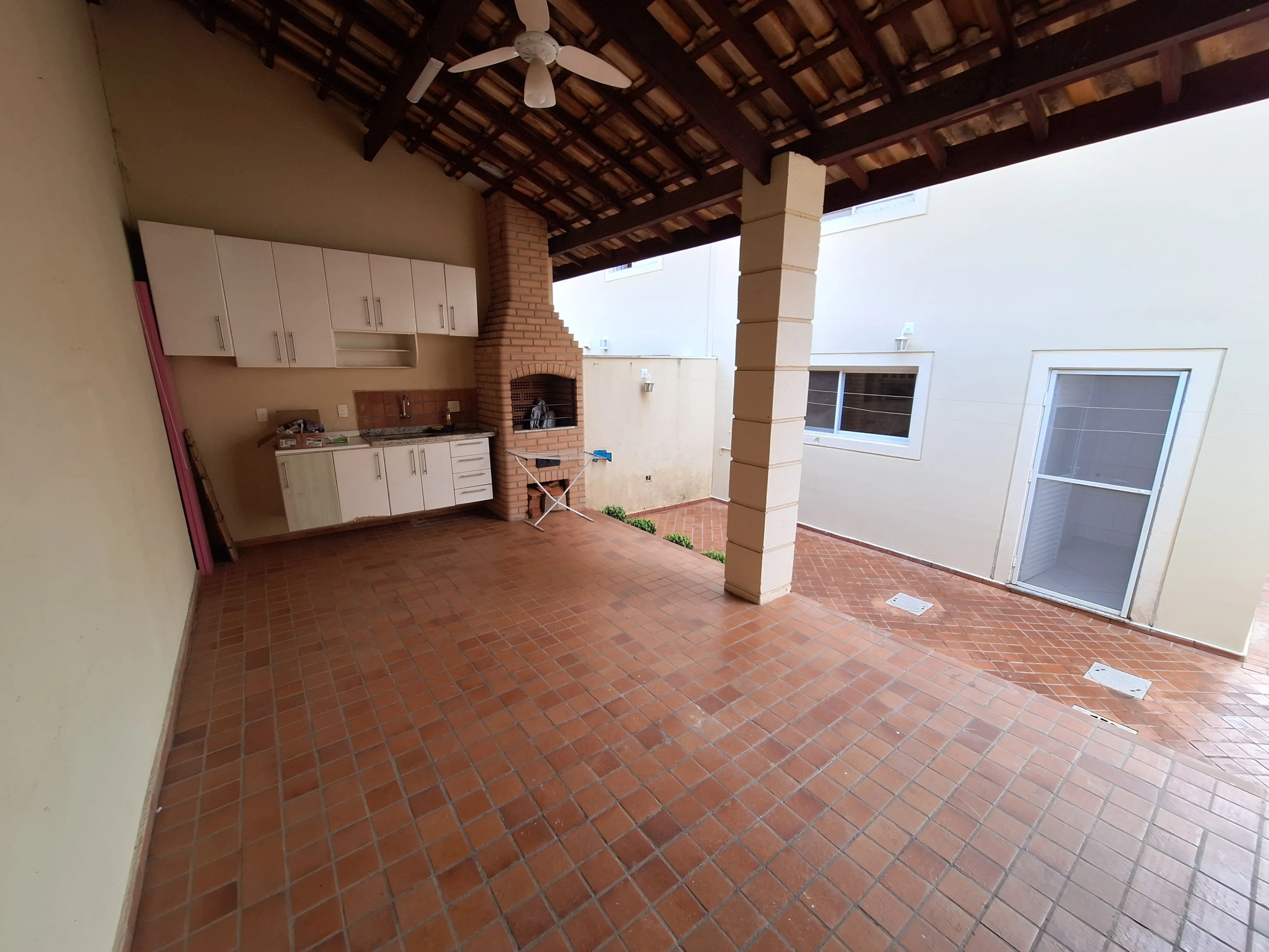 Imagem CASA 3 DORMITÓRIOS À VENDA NO CONDOMÍNIO GIARDINO CAMPOLIM - PARQUE CAMPOLIM, SOROCABA/SP