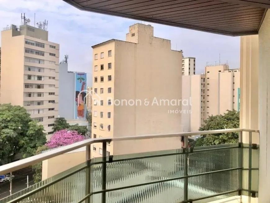 Imagem Apartamento de Alto Padrão à Venda no Cambuí - 330 m² com 4 Quartos e Lazer Completo