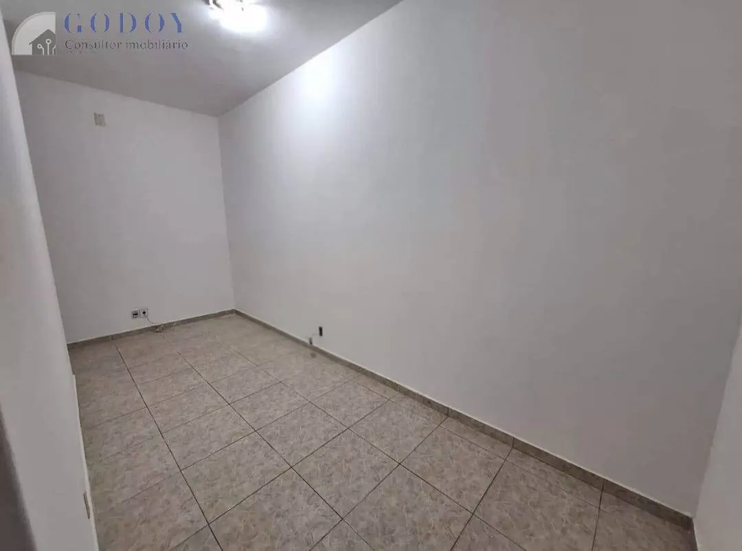 Imagem Casa Aconchegante com 3 Dormitórios e Garagem Coberta!