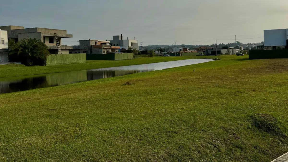 Imagem Terreno em Condomínio à venda em Torres, Engenho Velho, 1698m2