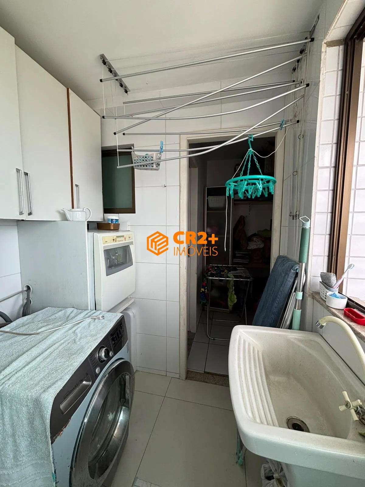 Imagem Vendo apartamento com 80m2 /3 quartos / 2 vagas em Casa Amarela