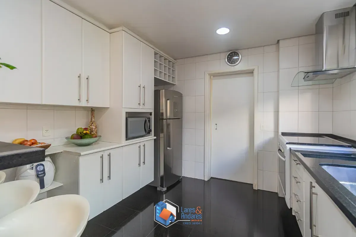 Imagem Casa no condomínio Condominio Villagio Della Hípica para venda com 3 quartos, sendo 3 suítes, 223m²