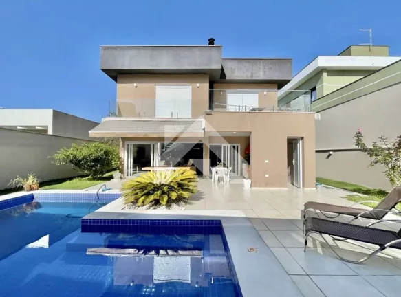 Imagem Casa de Condomínio em Moinho Velho - Cotia