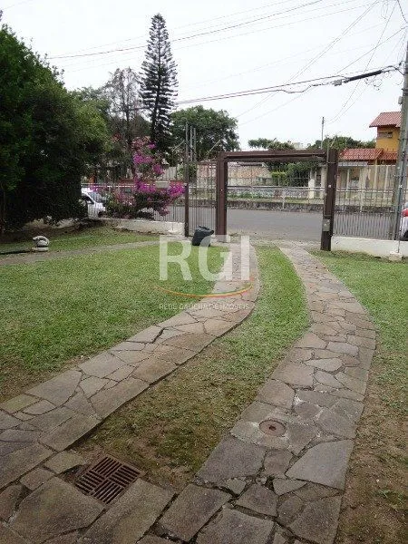 Imagem Casa para Venda - 100m², 3 dormitórios, 4 vagas - Guarujá