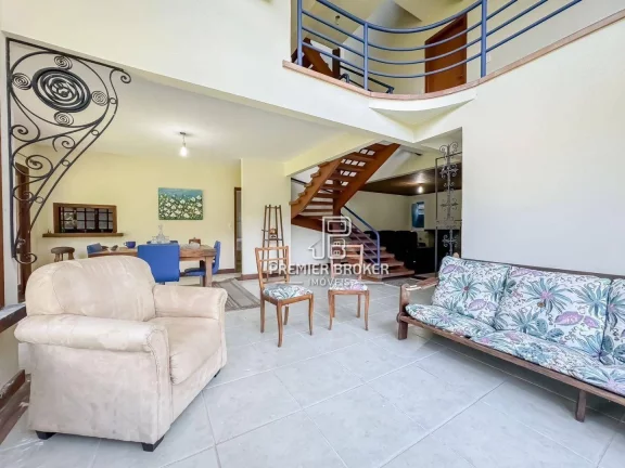 Foto do imóvel Casa à venda, 276 m² por R$ 1.750.000,00 - Comary - Teresópolis/RJ