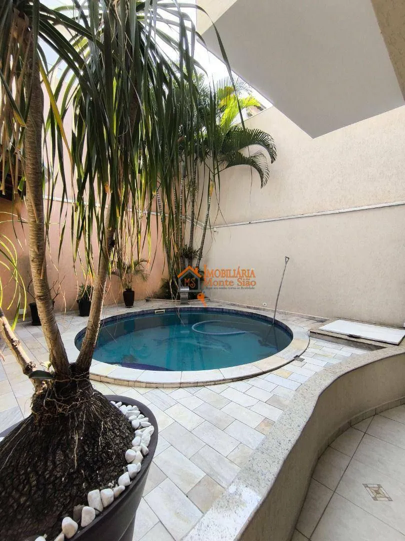Imagem Sobrado com 3 dormitórios à venda, 430 m² por R$ 2.500.000,00 - Jardim Maia - Guarulhos/SP