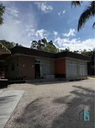 Imagem Sítio lindo, com casa e barracão, a 400 metros da BR 101 (até janeiro vai ser calçada) no bairro Morretes em Tijucas - SC