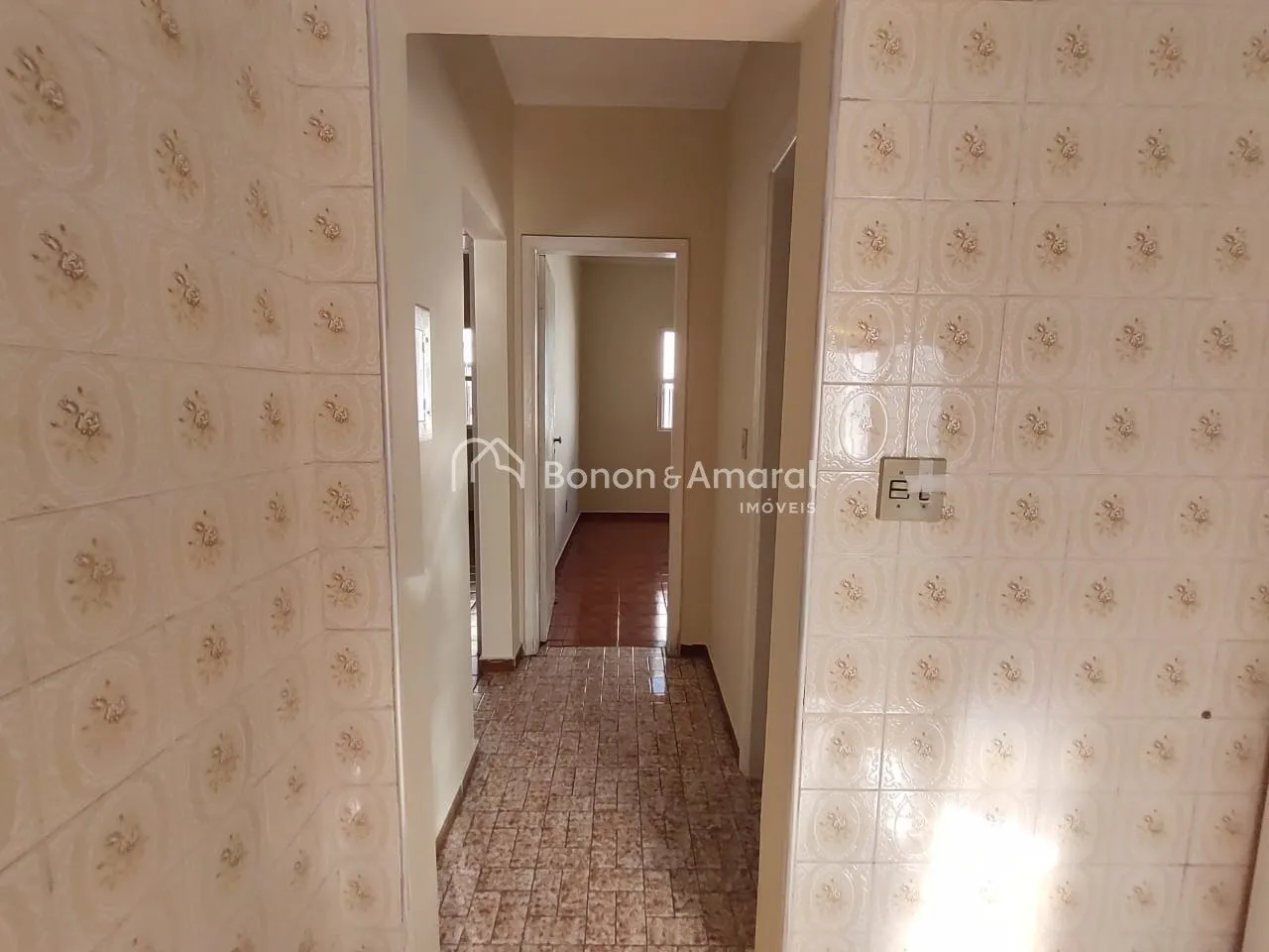 Imagem Vende-se casa térrea com edícula no Taquaral