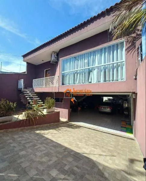 Imagem Sobrado com 3 dormitórios à venda, 300 m² por R$ 850.000,00 - Jardim Rosana - Guarulhos/SP