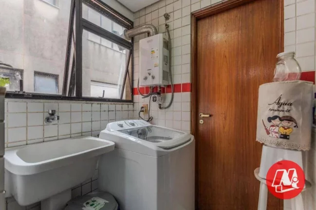 Imagem Cobertura Triplex no coração do Petrópolis – conforto, espaço e vista incrível