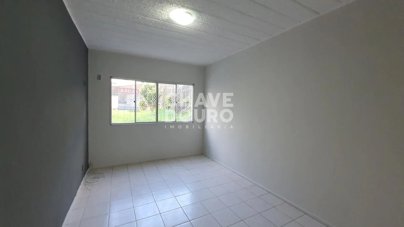 Imagem Apartamento térreo de 2 quartos com 1 vaga para aluguel em Araras Teresópolis
