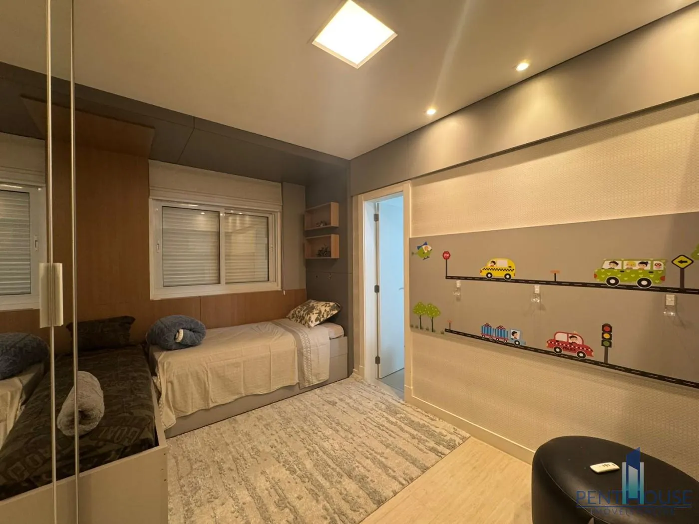 Imagem Apartamento Zona Central para Venda em Balneário Camboriú, CENTRO, 3 dormitórios, 3 suítes, 4 banheiros, 2 vagas