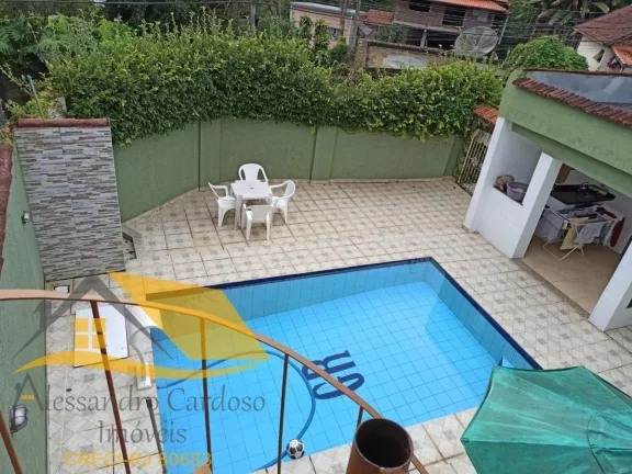 Imagem Casa para alugar em Nova Friburgo, Ponte da Saudade, com 4 quartos, 380m2