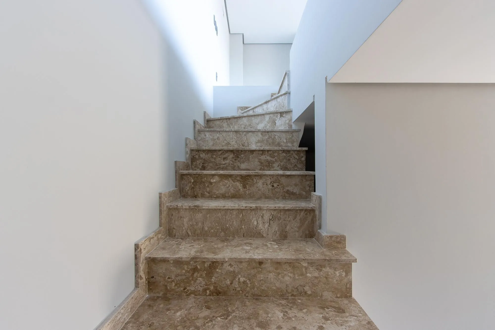 Imagem Casa em condomínio com conforto e exclusividade no bairro Tristeza