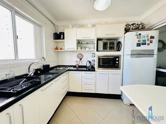 Imagem Apartamento Quadra Mar para Venda em Balneário Camboriú, CENTRO, 3 dormitórios, 1 suíte, 3 banheiros, 2 vagas