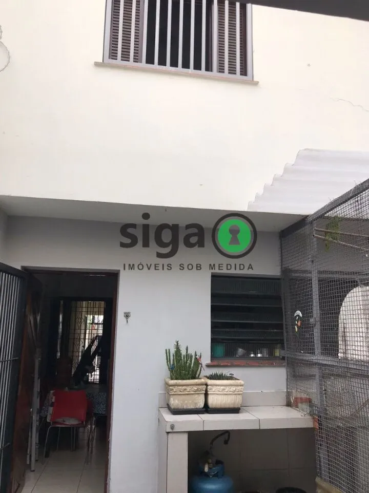Imagem Casa Espaçosa com Quintal e 3 Dormitórios no Brooklin para Venda