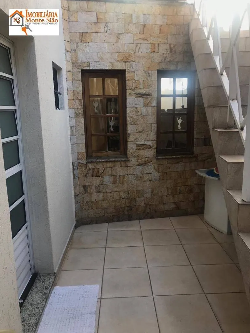 Imagem Sobrado com 3 dormitórios à venda, 190 m² por R$ 625.000,00 - Bela Vista - Guarulhos/SP