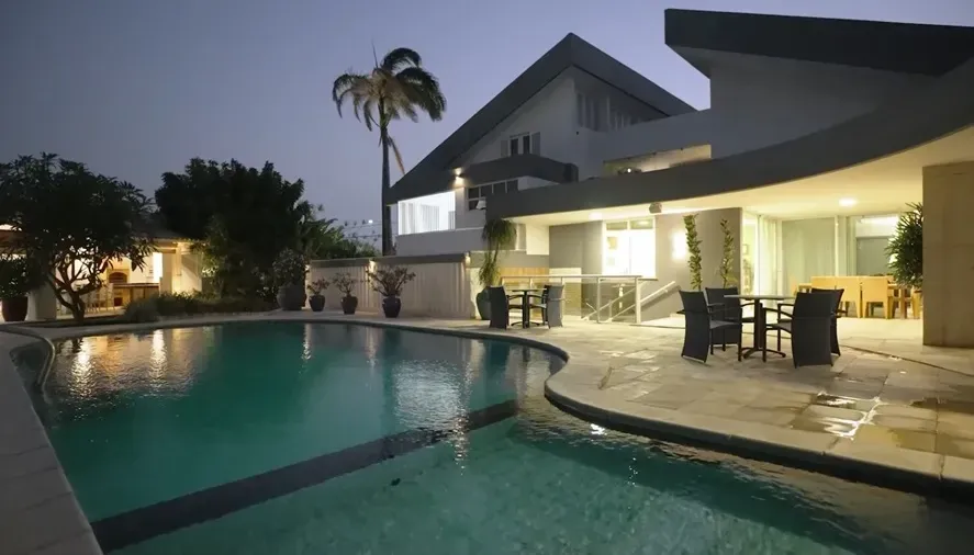 Imagem Casa com 5 Quartos à Venda, 1.600 m² em De Lourdes - Fortaleza