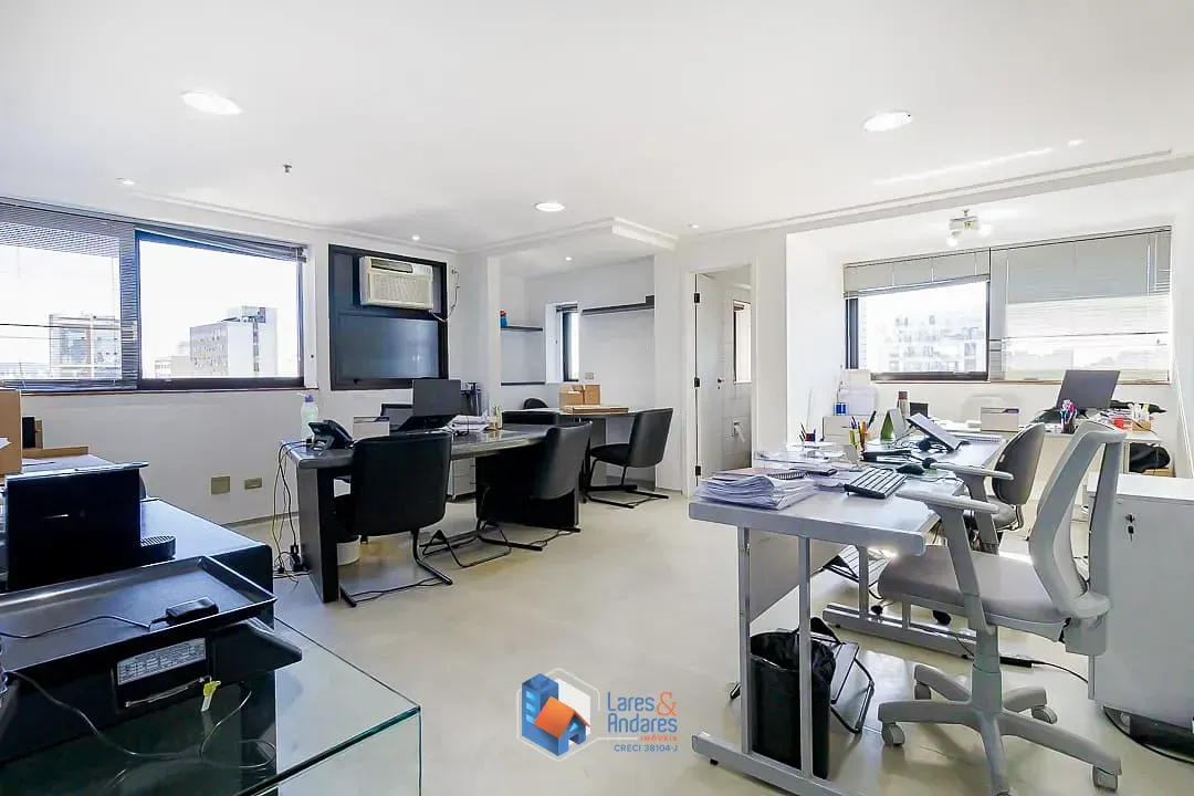 Imagem Conjunto comercial para venda em Santa Cecília, 123m²