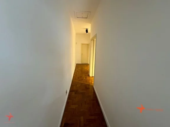Imagem Casa para locação em Pinheiros, São Paulo-SP: 5 quartos, 5 salas, 2 banheiros, 2 vagas de garagem, 190m de área.