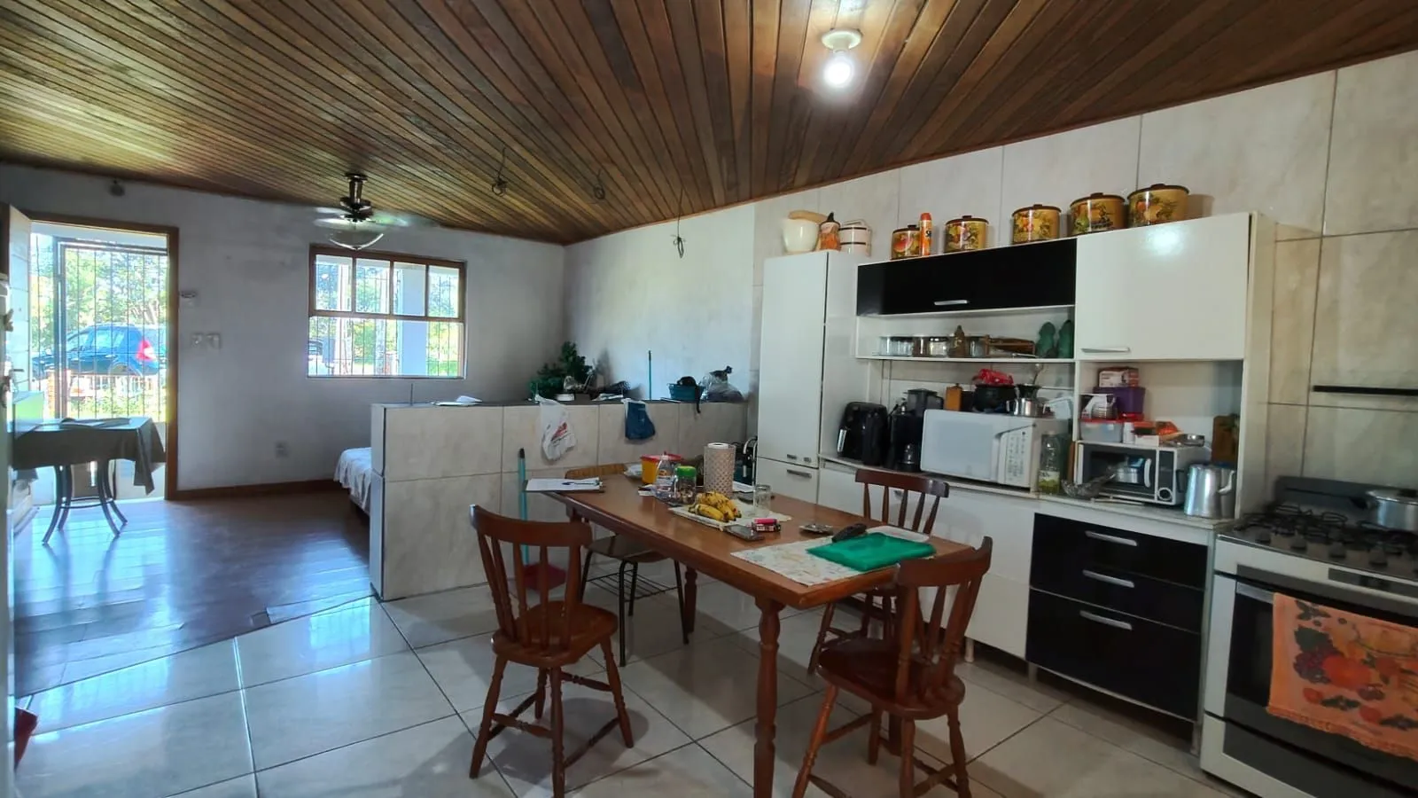 Imagem Casa com Terreno Grande com ótima Localização