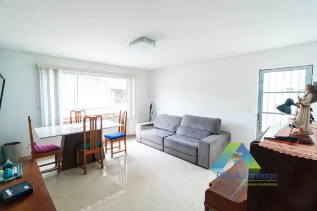 Foto do imóvel CASA TÉRREA COM 3 DORMITÓRIOS E 4 VAGAS EM VILA SANTA CATARINA/SP!