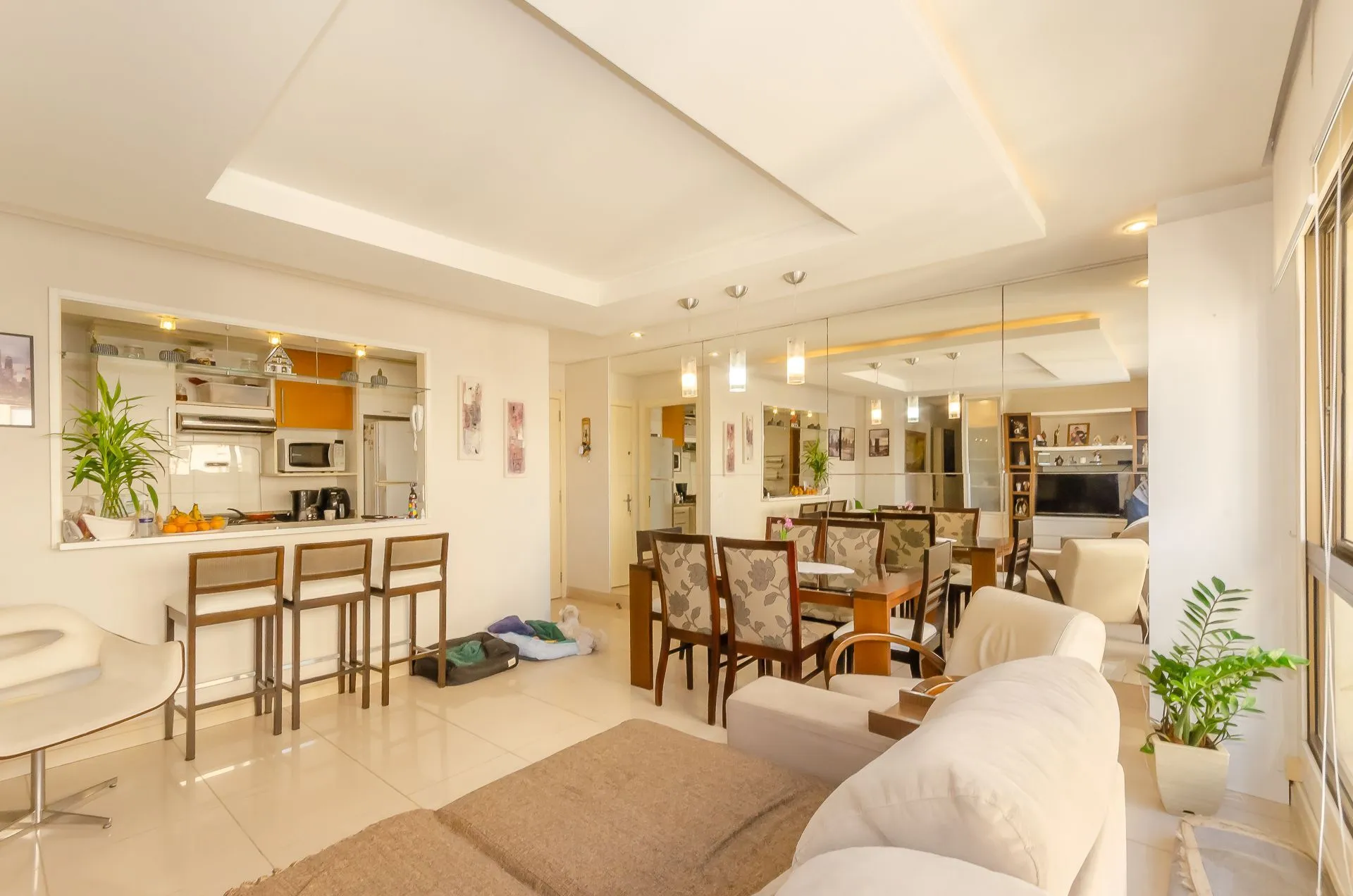 Imagem Santa Barbára Apartamento mobiliado de 3 dormitórios no bairro Passo da Areia