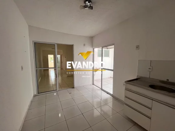 Casa em Condomínio para Venda em Cuiabá / MT no bairro Jardim Imperial