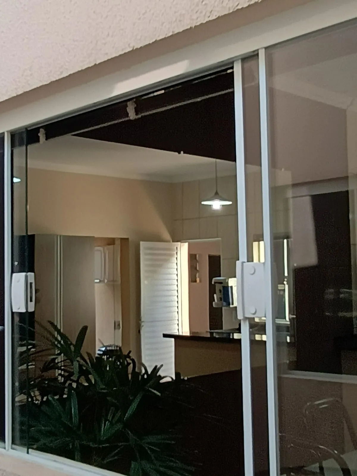 Imagem Casa térrea à venda localizada na zona industrial de 162M²