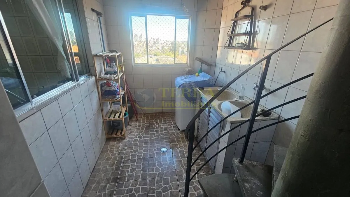 Imagem Terreno com 4 Casas à Venda - Jardim Bandeira, Osasco
