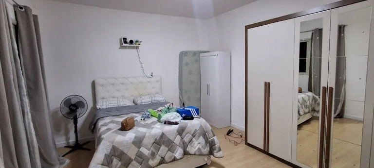 Imagem Sobrado Vila Monumento - 250M², 3 Dorms, 2 Vagas, Quintal.