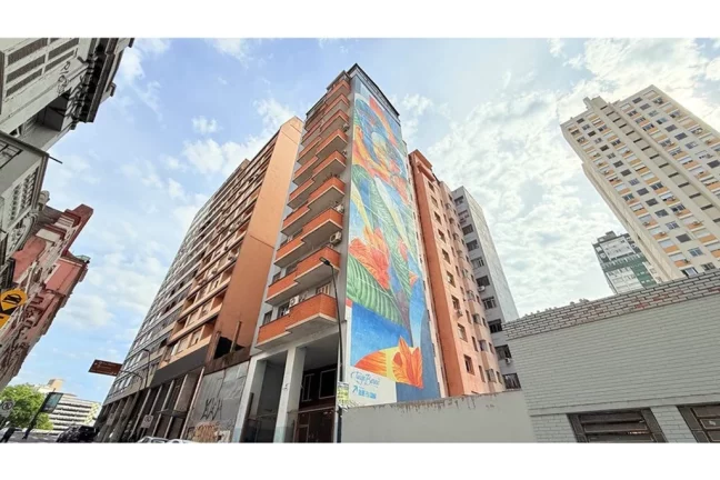 Foto do imóvel Apartamento à venda em Porto Alegre, Centro Histórico, com 1 quarto, 43,2m2 em Jerônimo Coelho
