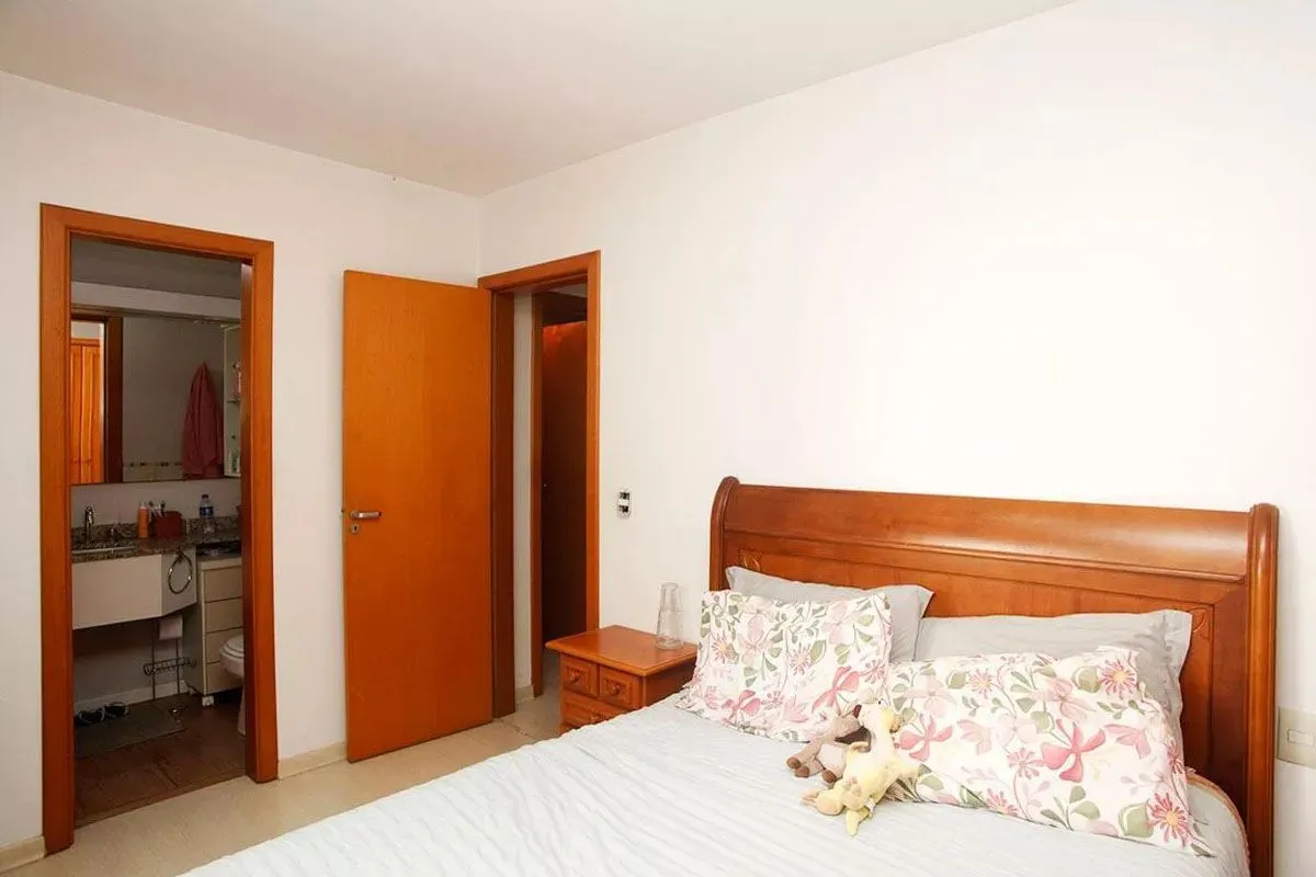 Imagem Apartamento com 2 dormitórios com 58.35m² no bairro Bom Fim