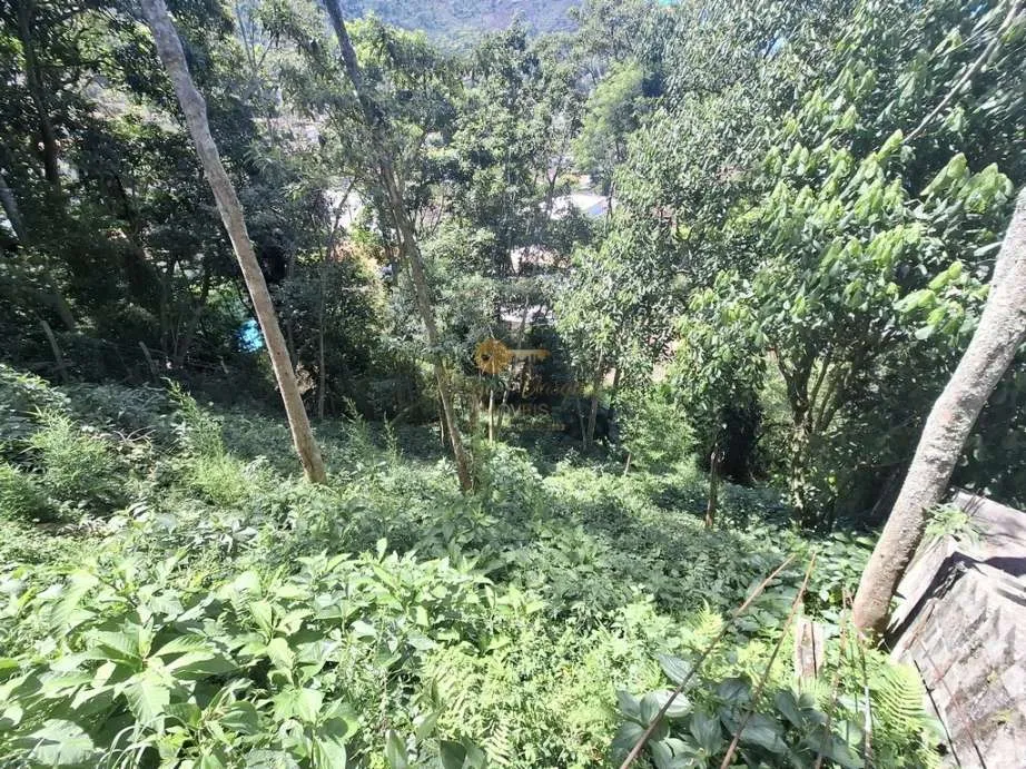 Imagem Terreno para Venda em Teresópolis / RJ no bairro Araras