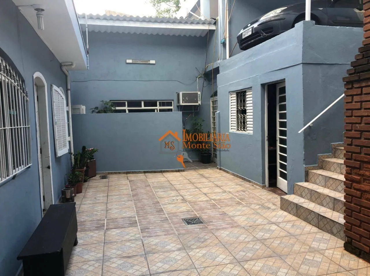 Imagem Sobrado com 5 dormitórios à venda, 365 m² por R$ 1.100.000,00 - Vila Medeiros - São Paulo/SP