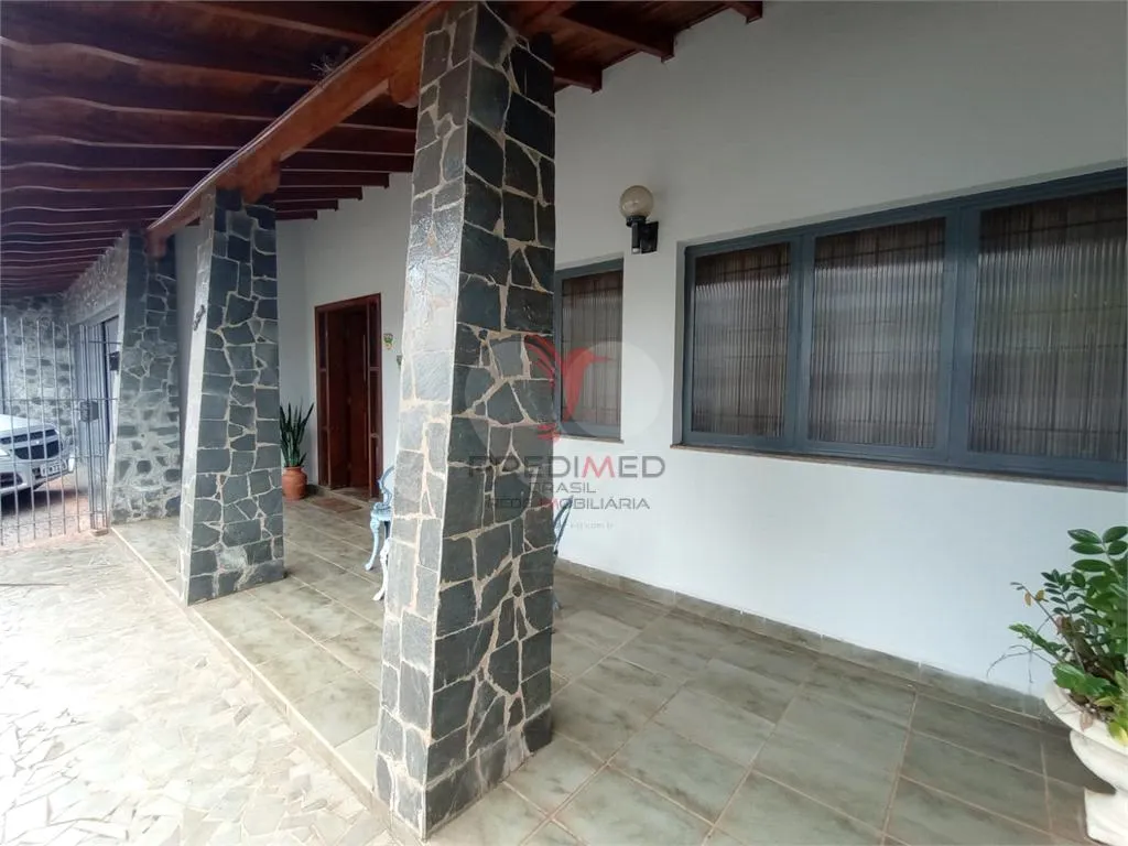 Foto do imóvel Casa de 4 quartos, 276m² no bairro Centro, em Lençóis Paulista