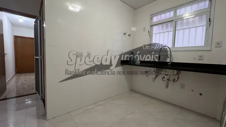 Imagem Casa em Santos para venda, Sobreposta bairro Embaré.