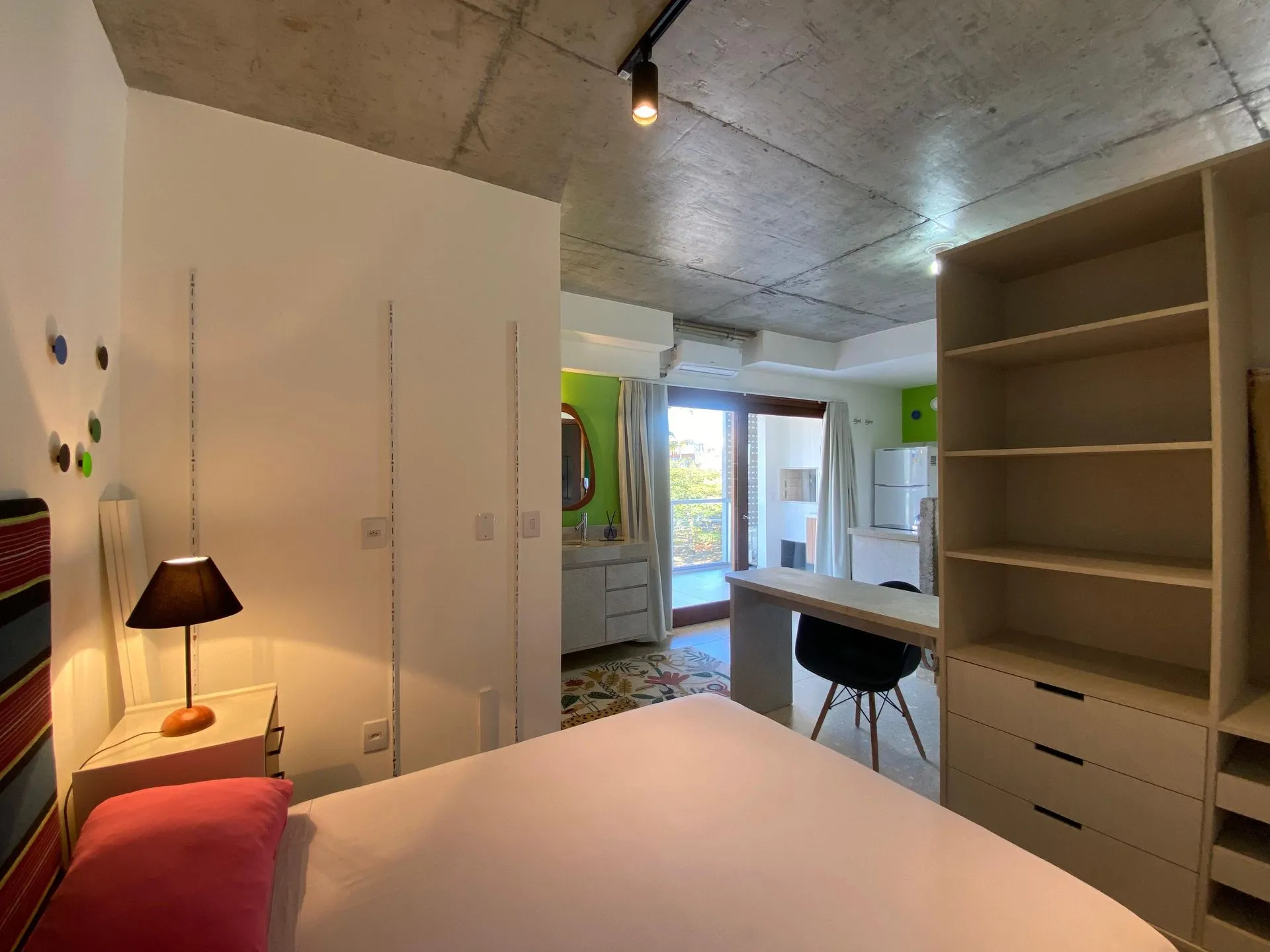 Imagem Studio à venda em Torres, Centro, com 1 quarto, 45.95m2