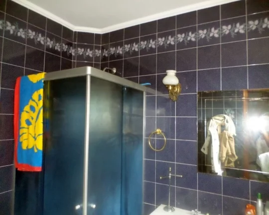 Imagem Apartamento com living para 02 ambientes, 03 dormitórios sendo 01 suíte com piso de carpete, banhe...
